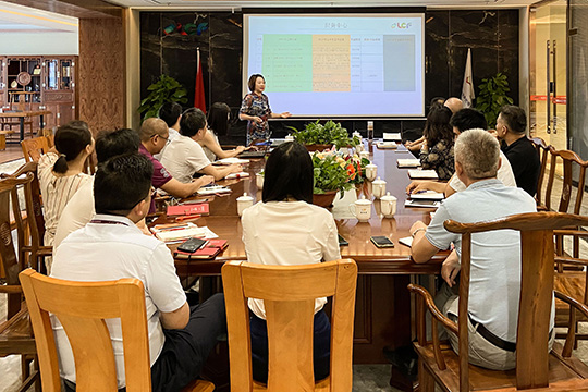 333体育召开2021年中总结大会