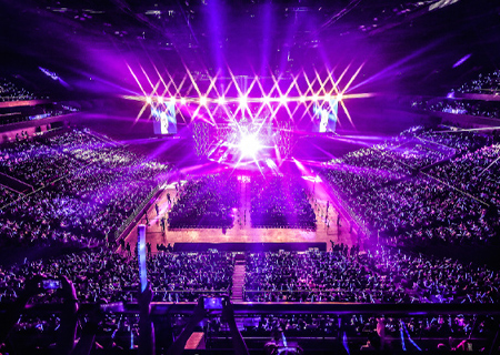 333体育LED显示屏燃爆伍佰北京演唱会（第二场）